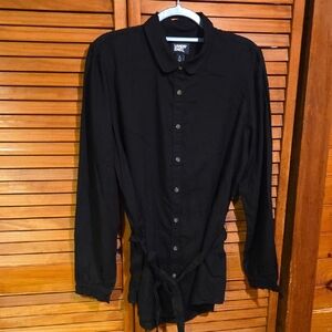 Lands' End Classic Black Button-Up Shirt with Belt